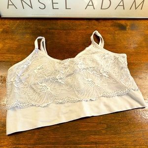 Target, size XL, light gray lace sports bra bralette, super comfy, adj. straps!